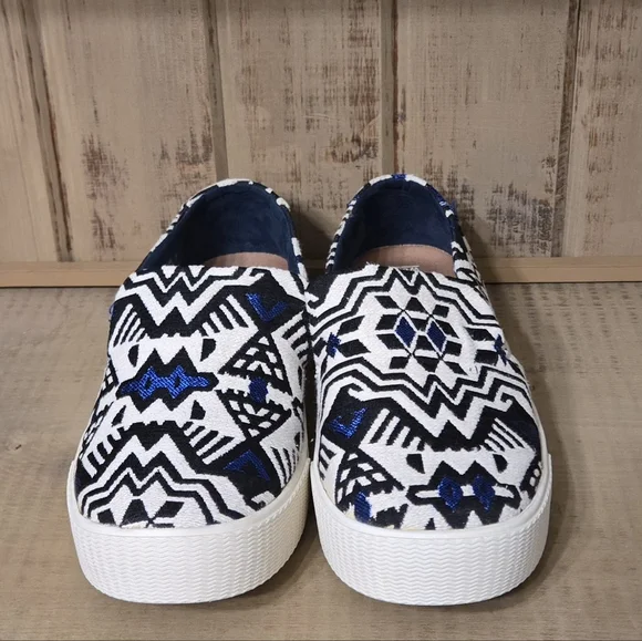 Toms Embroidered Slip On Sunset Stellar Blue Jacquard Womens Shoes Size 6.5 - Picture 3 of 10